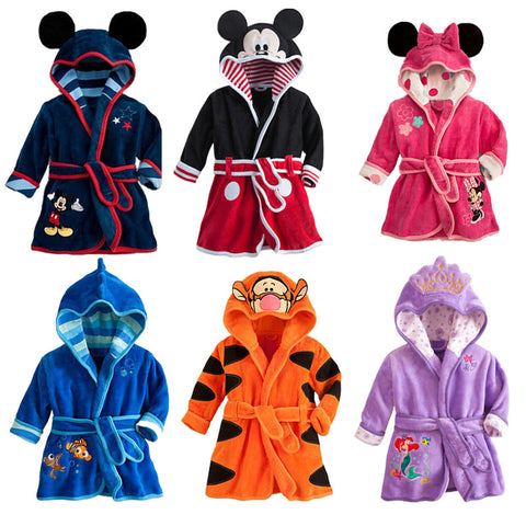 Cute Kids Robe Flannel Long Sleeve Baby Boys Girls Robes Bathing Robes Sleepwear Cartoon Animal Hooded Bath Robes Baby Clothes